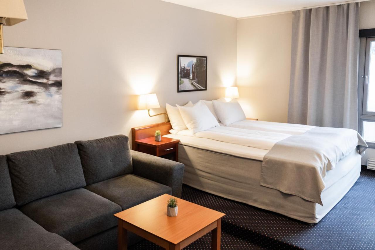 Froken Skjolds Hotel Lyngengarden Mosjøen Eksteriør billede