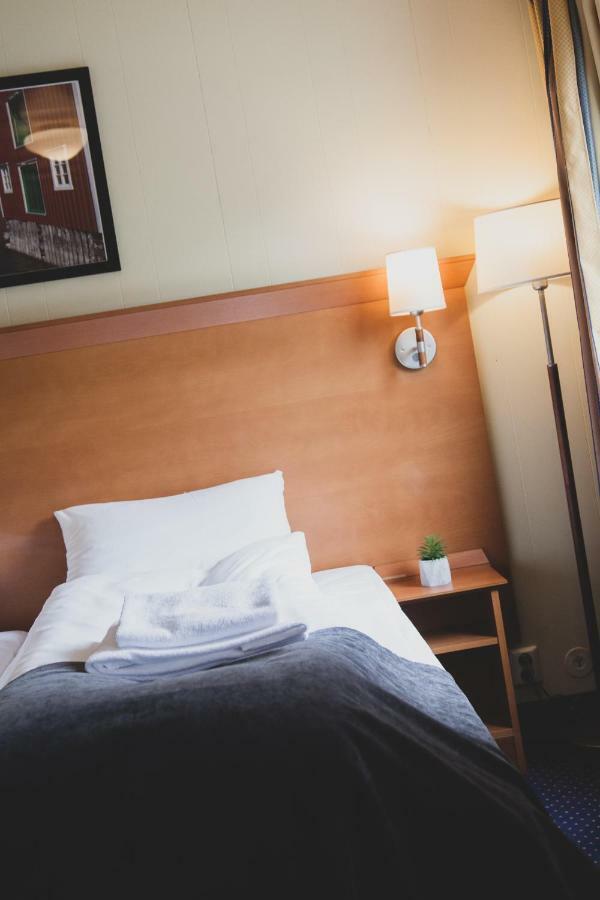 Froken Skjolds Hotel Lyngengarden Mosjøen Eksteriør billede
